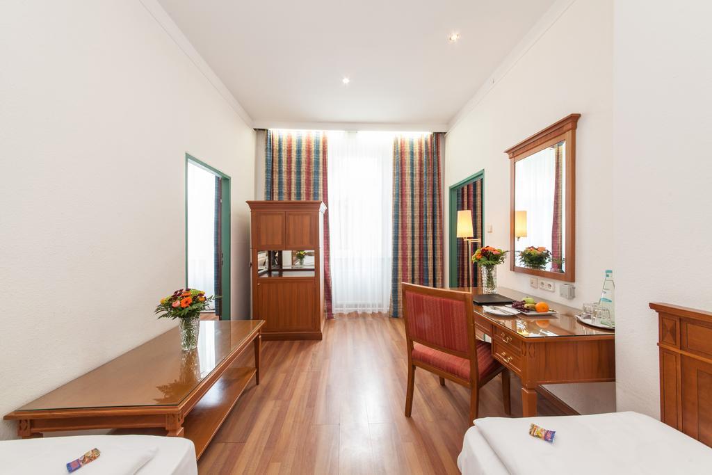 Novum Hotel Cristall Wien Messe Εξωτερικό φωτογραφία