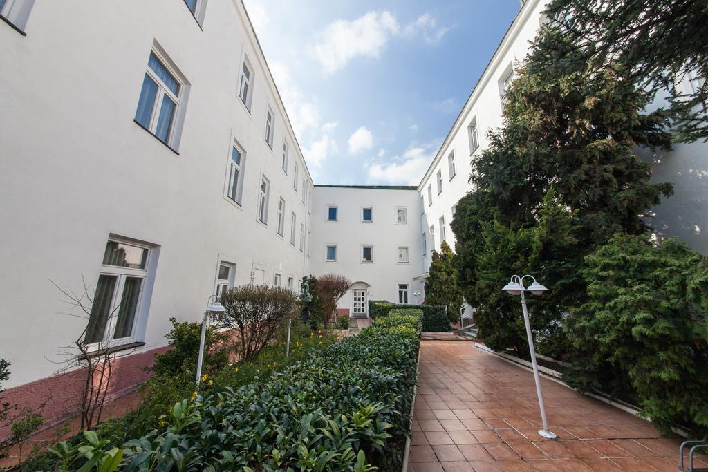 Novum Hotel Cristall Wien Messe Εξωτερικό φωτογραφία