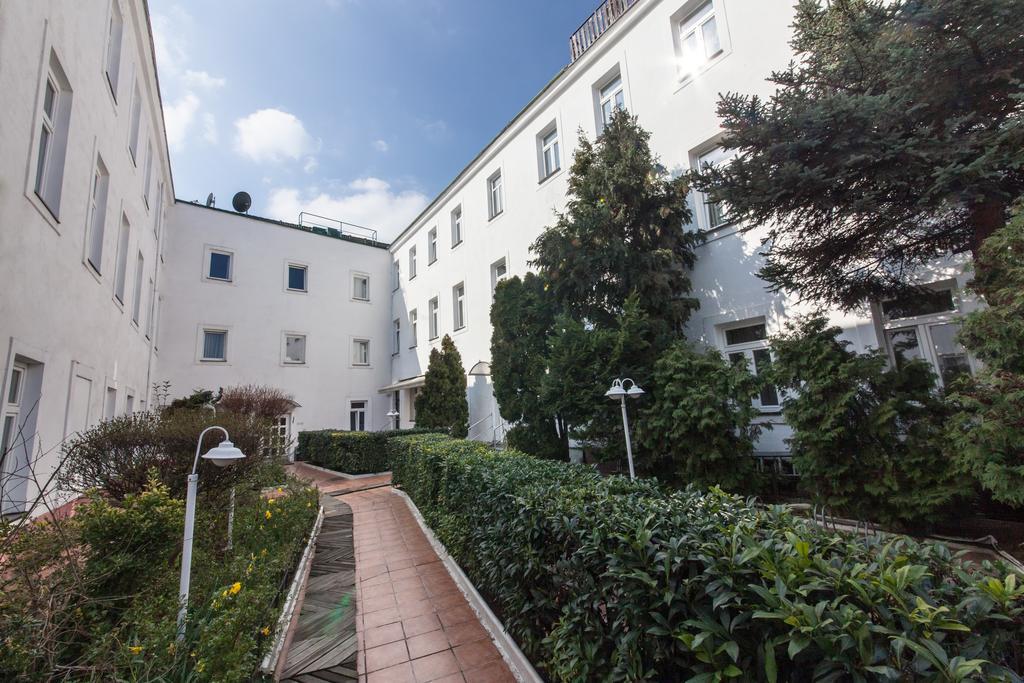 Novum Hotel Cristall Wien Messe Εξωτερικό φωτογραφία