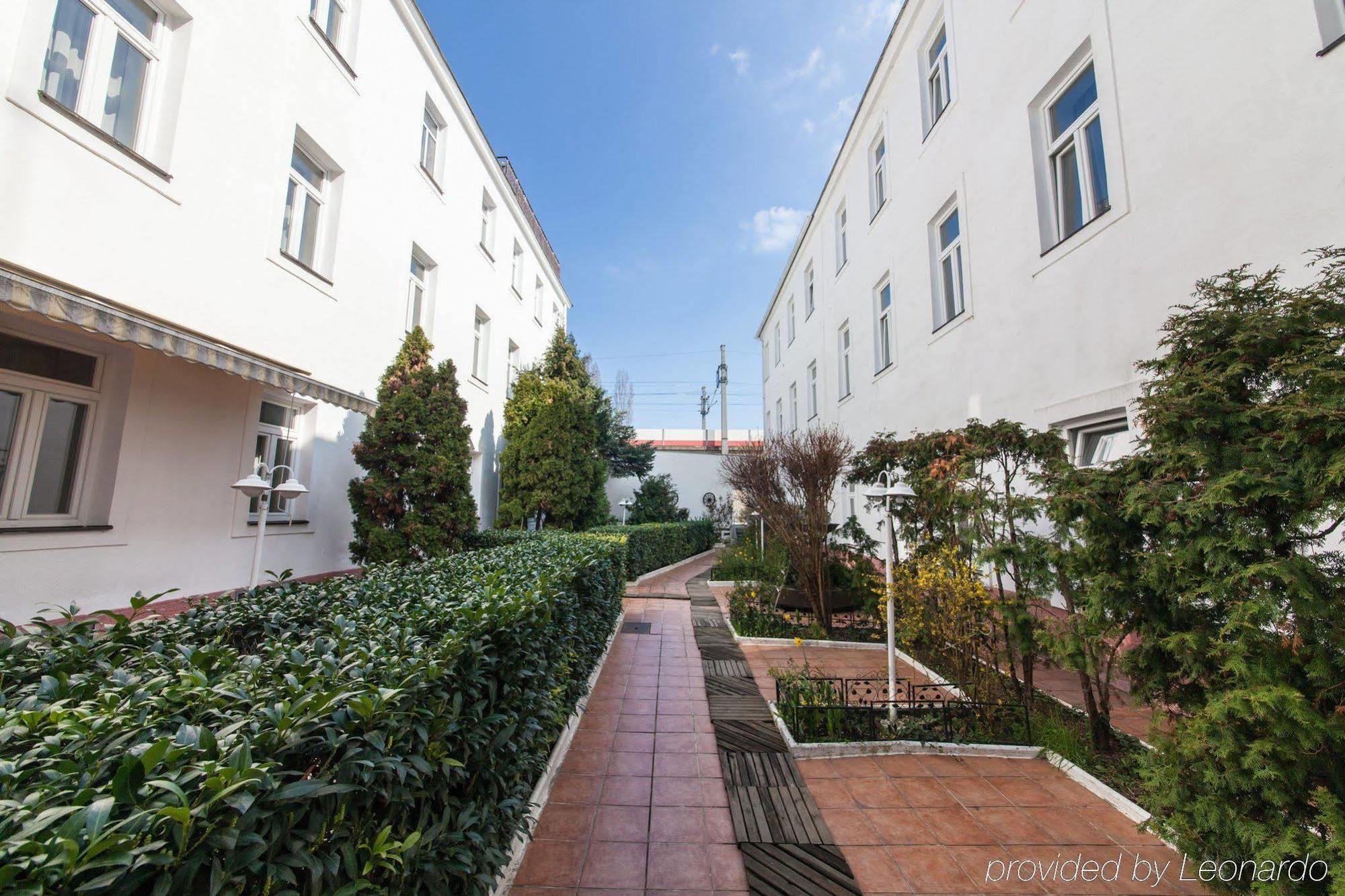 Novum Hotel Cristall Wien Messe Εξωτερικό φωτογραφία