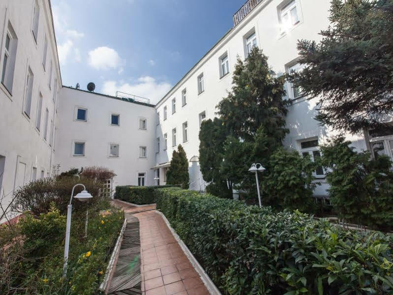 Novum Hotel Cristall Wien Messe Εξωτερικό φωτογραφία
